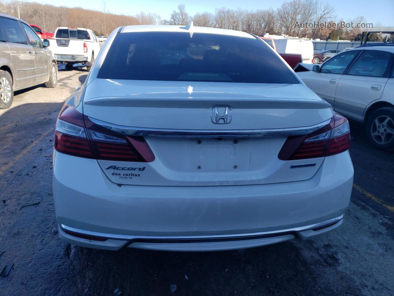 2017 Honda Accord Hybrid White vin: JHMCR6F37HC017331