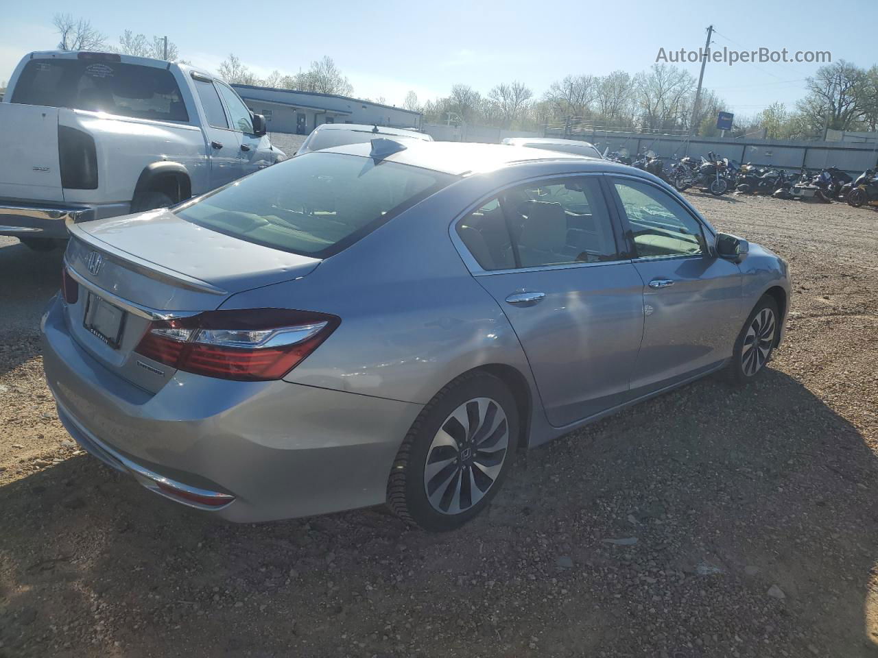 2017 Honda Accord Hybrid Exl Серебряный vin: JHMCR6F56HC005558