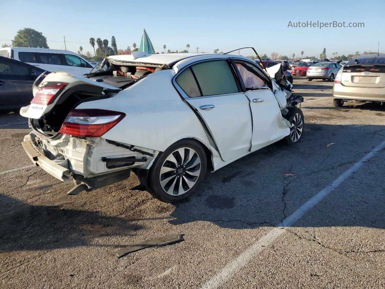 2017 Honda Accord Hybrid Exl White vin: JHMCR6F56HC024692