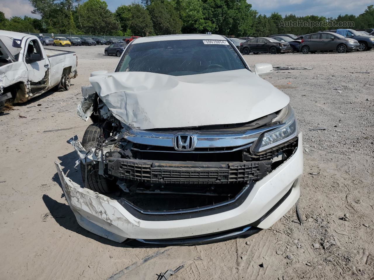 2017 Honda Accord Touring Hybrid White vin: JHMCR6F79HC016930