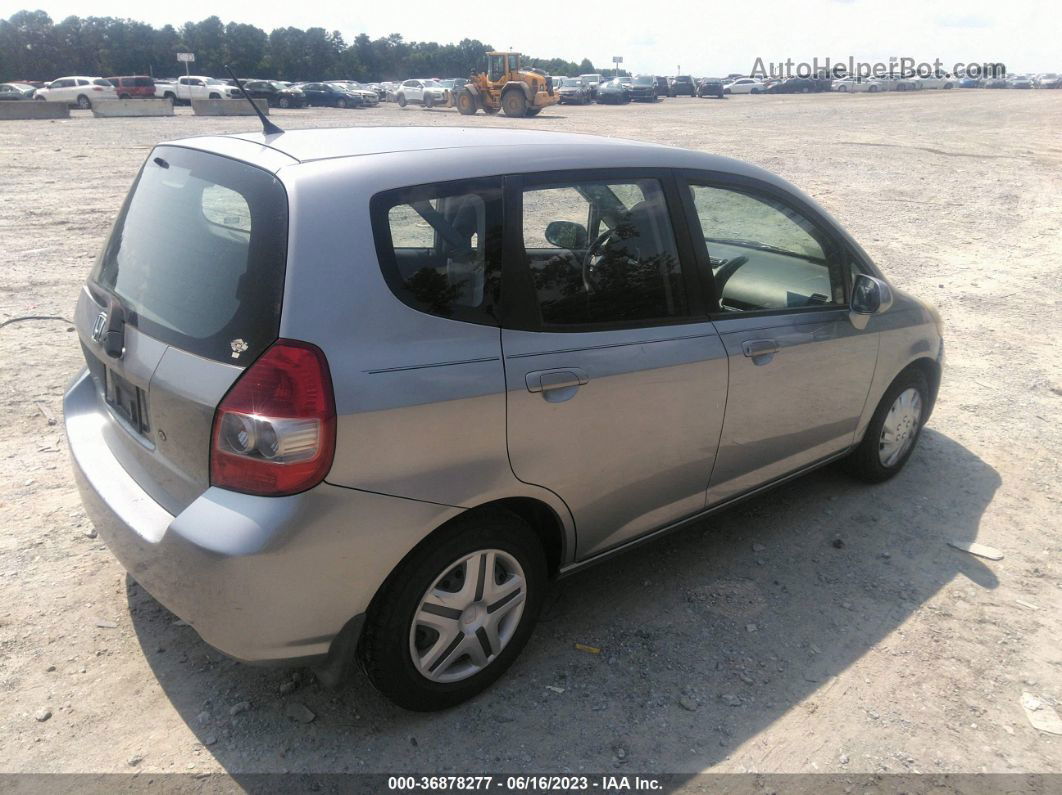 2008 Honda Fit   Silver vin: JHMGD38438S028952