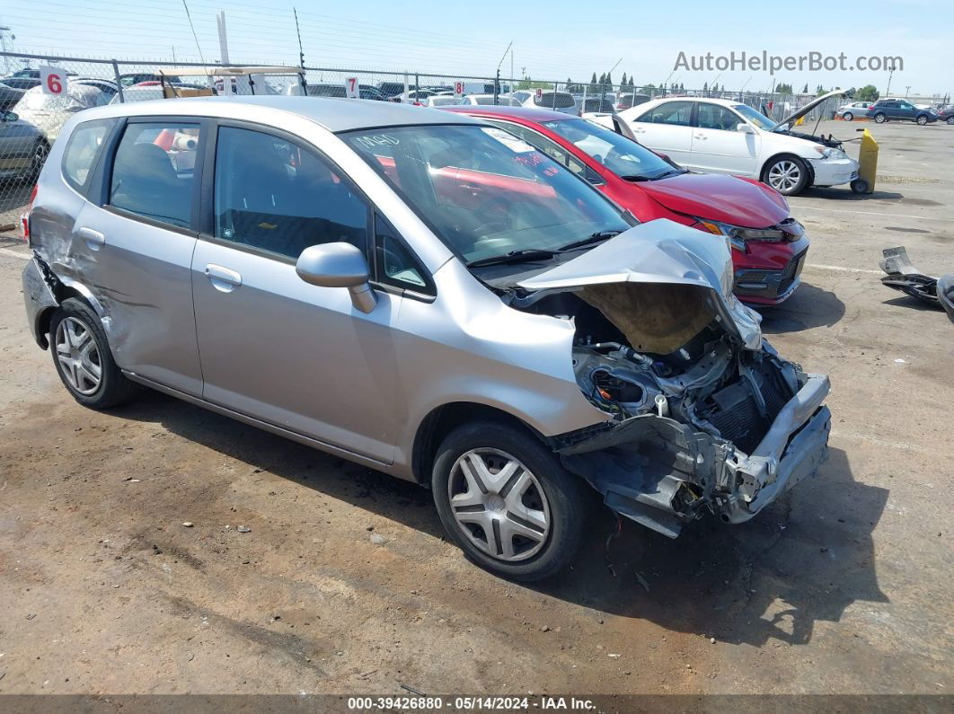 2008 Honda Fit   Silver vin: JHMGD38448S020259