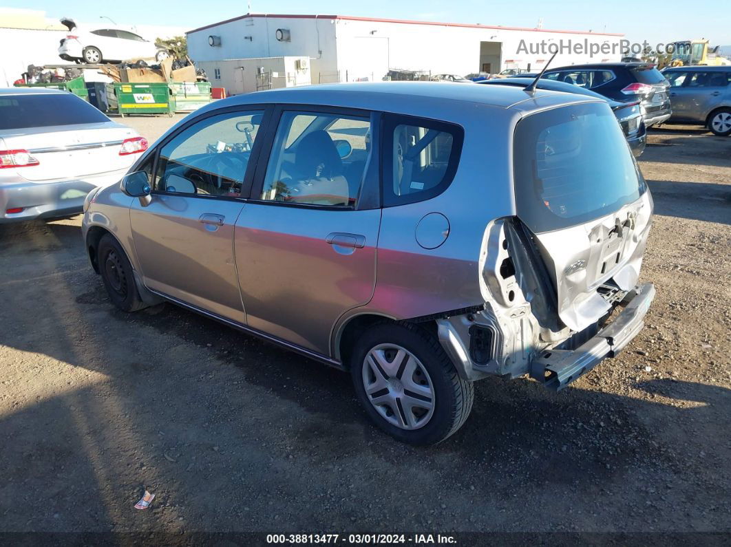 2008 Honda Fit   Silver vin: JHMGD38468S041078