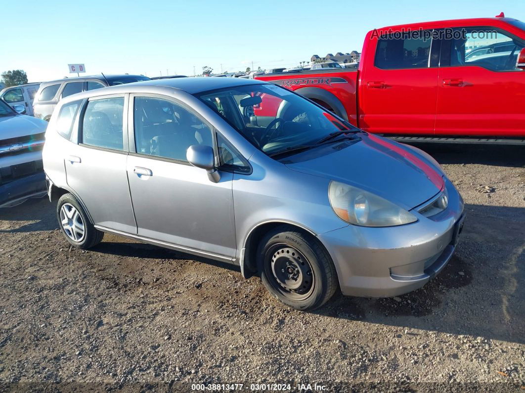 2008 Honda Fit   Silver vin: JHMGD38468S041078