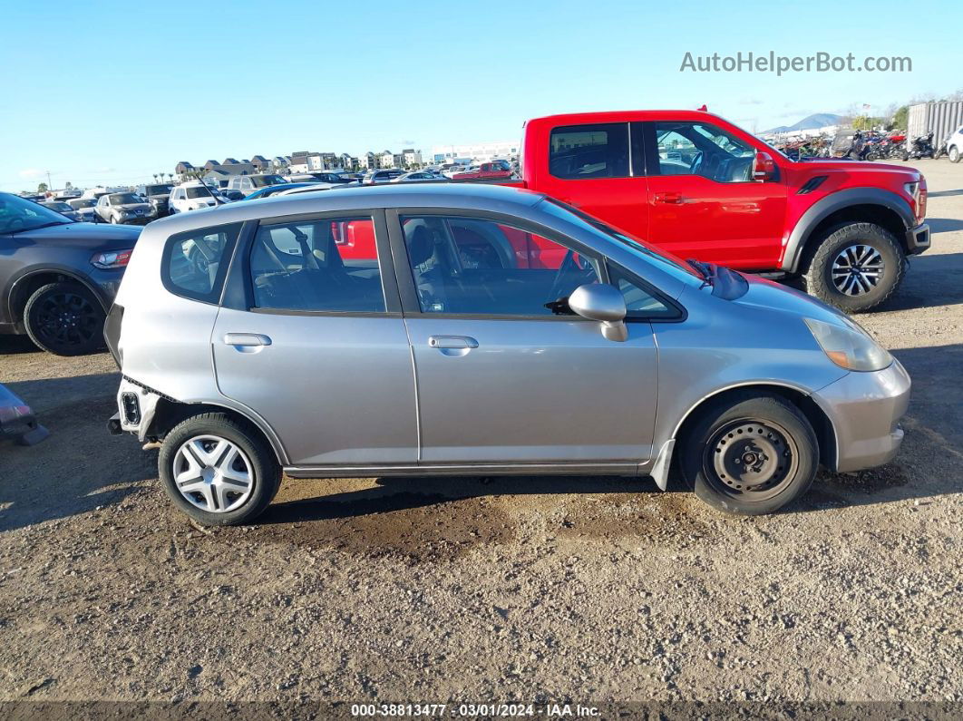 2008 Honda Fit   Silver vin: JHMGD38468S041078