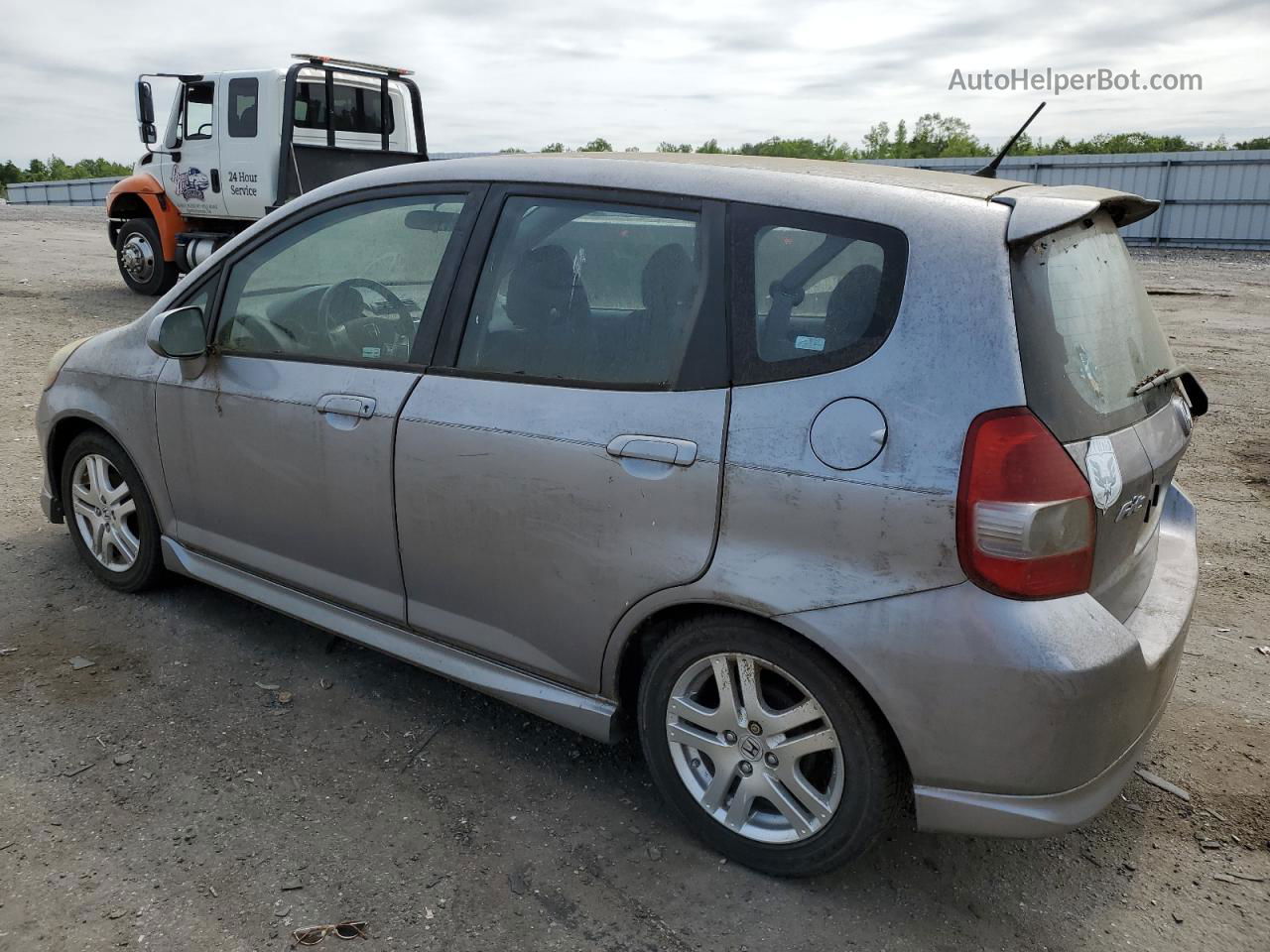 2008 Honda Fit Sport Silver vin: JHMGD38648S061430