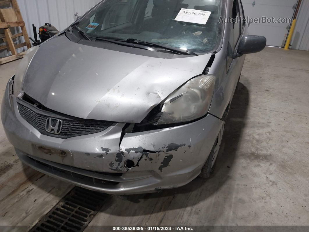 2009 Honda Fit   Silver vin: JHMGE87279S037682