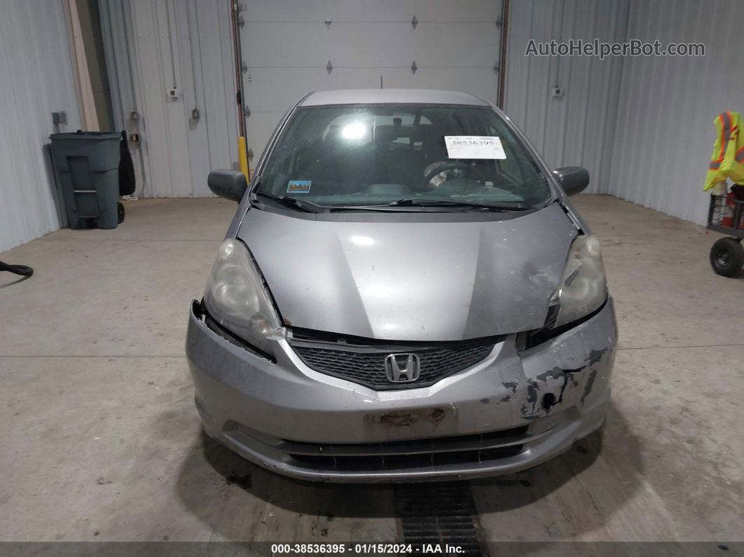 2009 Honda Fit   Silver vin: JHMGE87279S037682