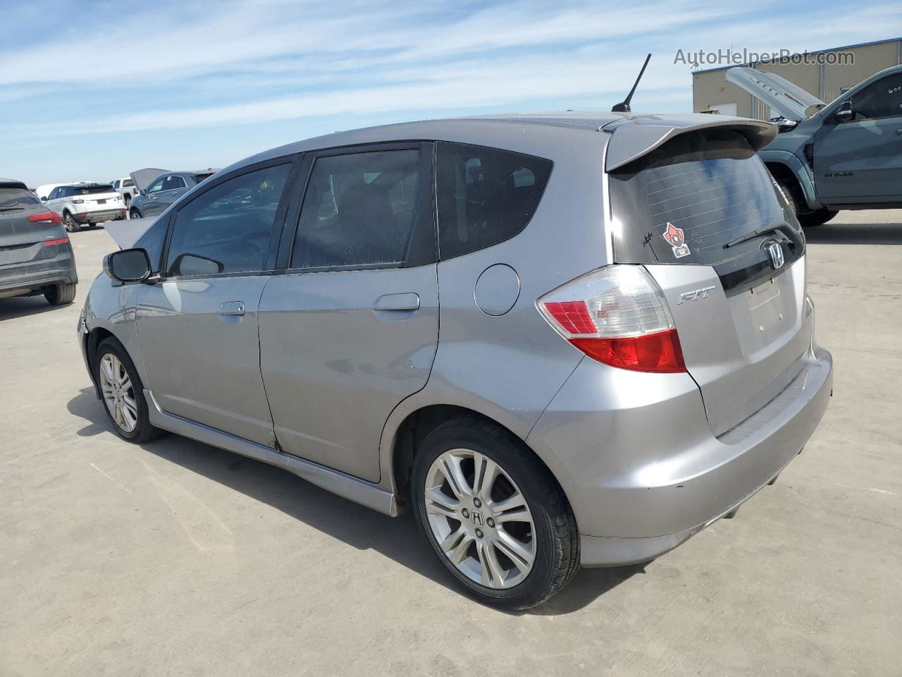 2009 Honda Fit Sport Silver vin: JHMGE87479S071770