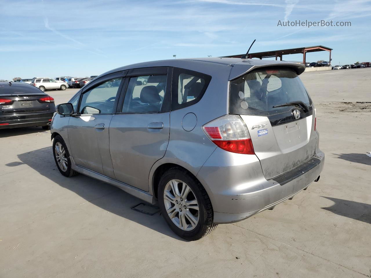 2009 Honda Fit Sport Silver vin: JHMGE874X9S006234