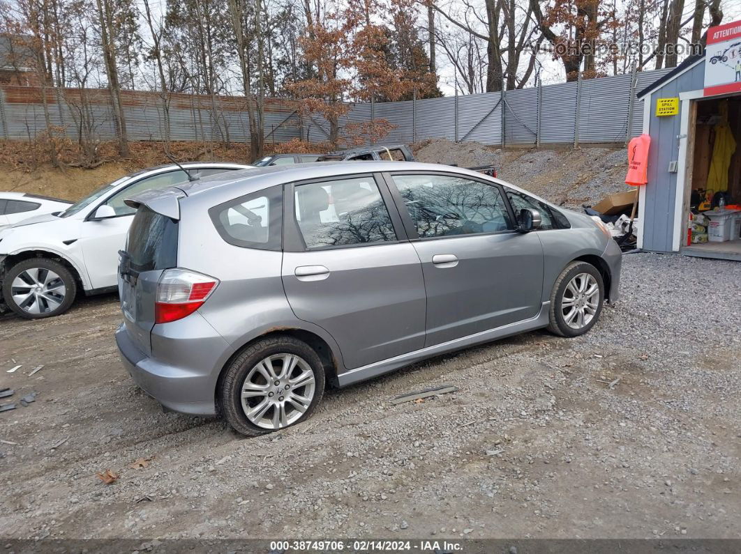 2009 Honda Fit Sport Silver vin: JHMGE874X9S065641