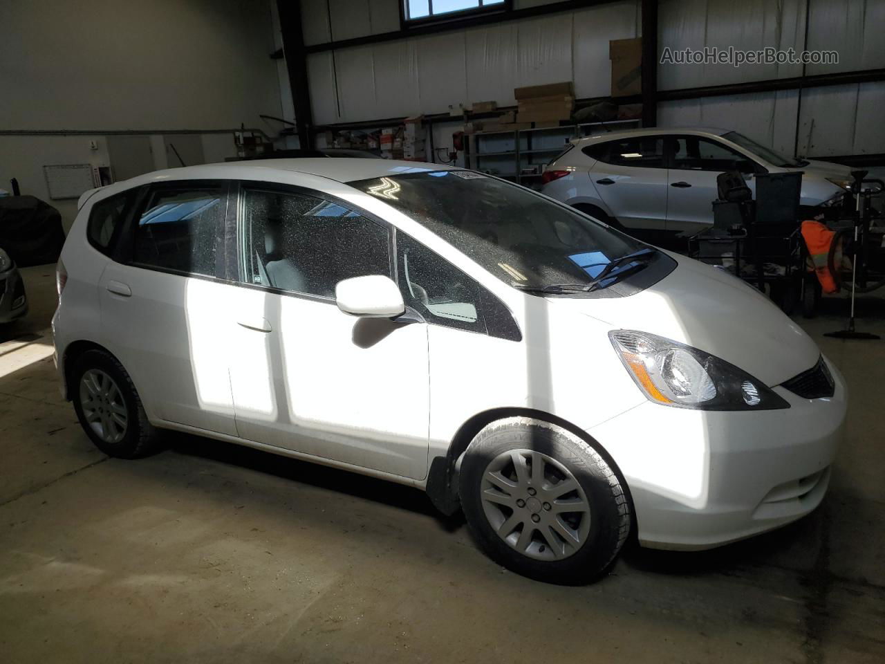 2009 Honda Fit Lx White vin: JHMGE87539S810304