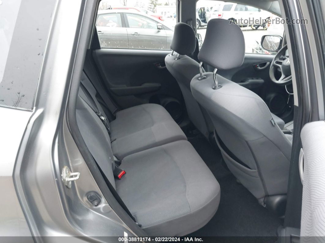 2009 Honda Fit   Серебряный vin: JHMGE88219S003090