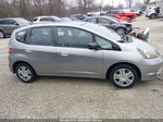 2009 Honda Fit   Серебряный vin: JHMGE88219S003090