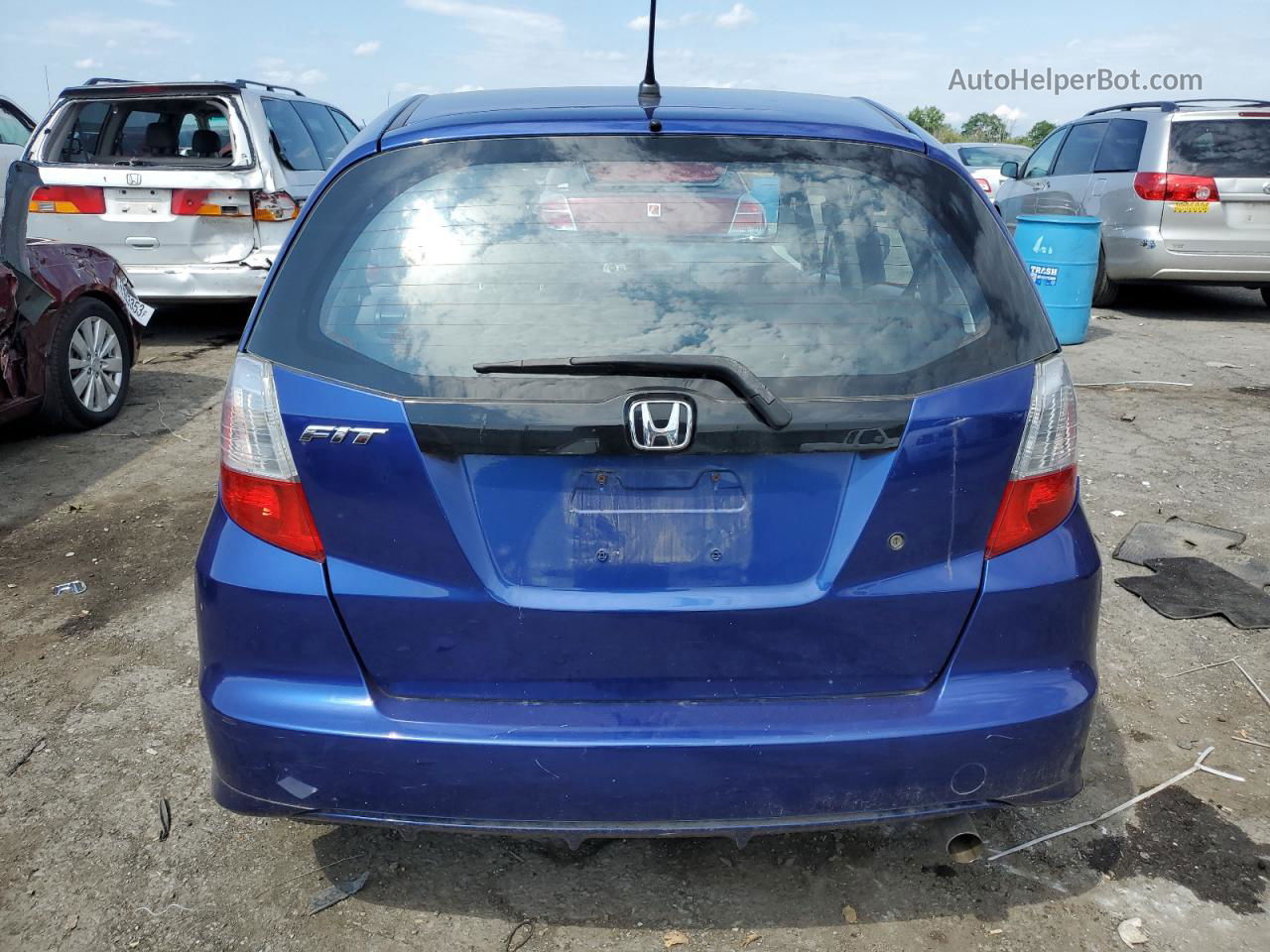 2009 Honda Fit  Blue vin: JHMGE88249S072842