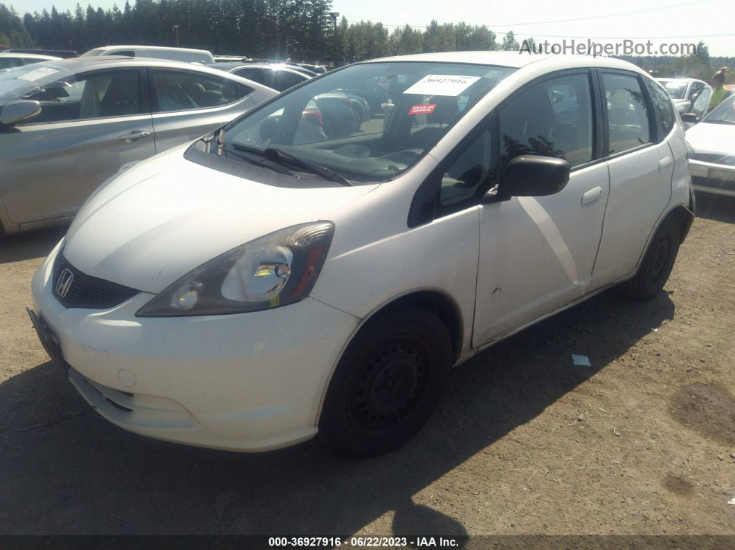 2009 Honda Fit   White vin: JHMGE88259S067150