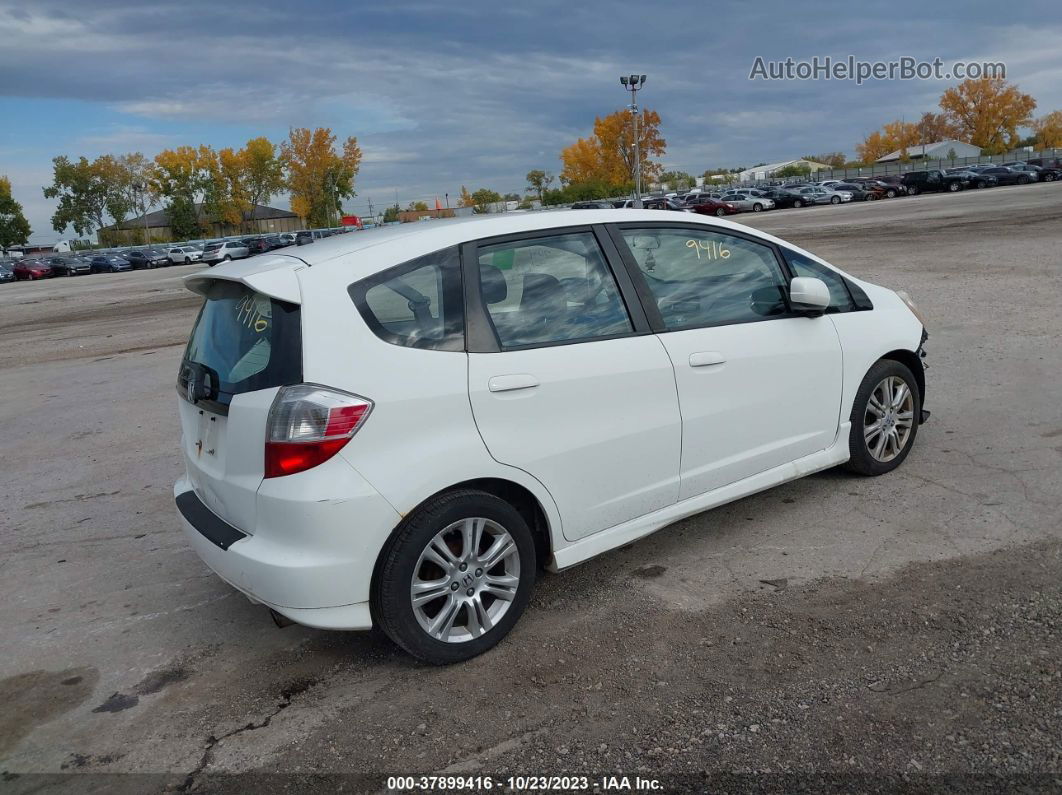 2009 Honda Fit Sport White vin: JHMGE88449S042192