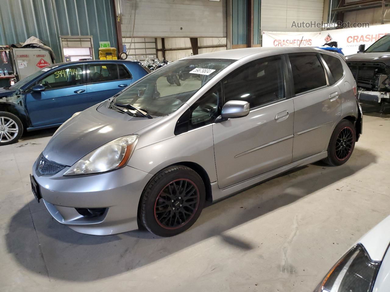 2009 Honda Fit Sport Silver vin: JHMGE88469S013938