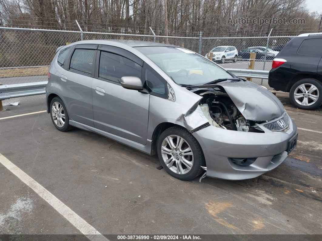 2009 Honda Fit Sport Silver vin: JHMGE88469S029489