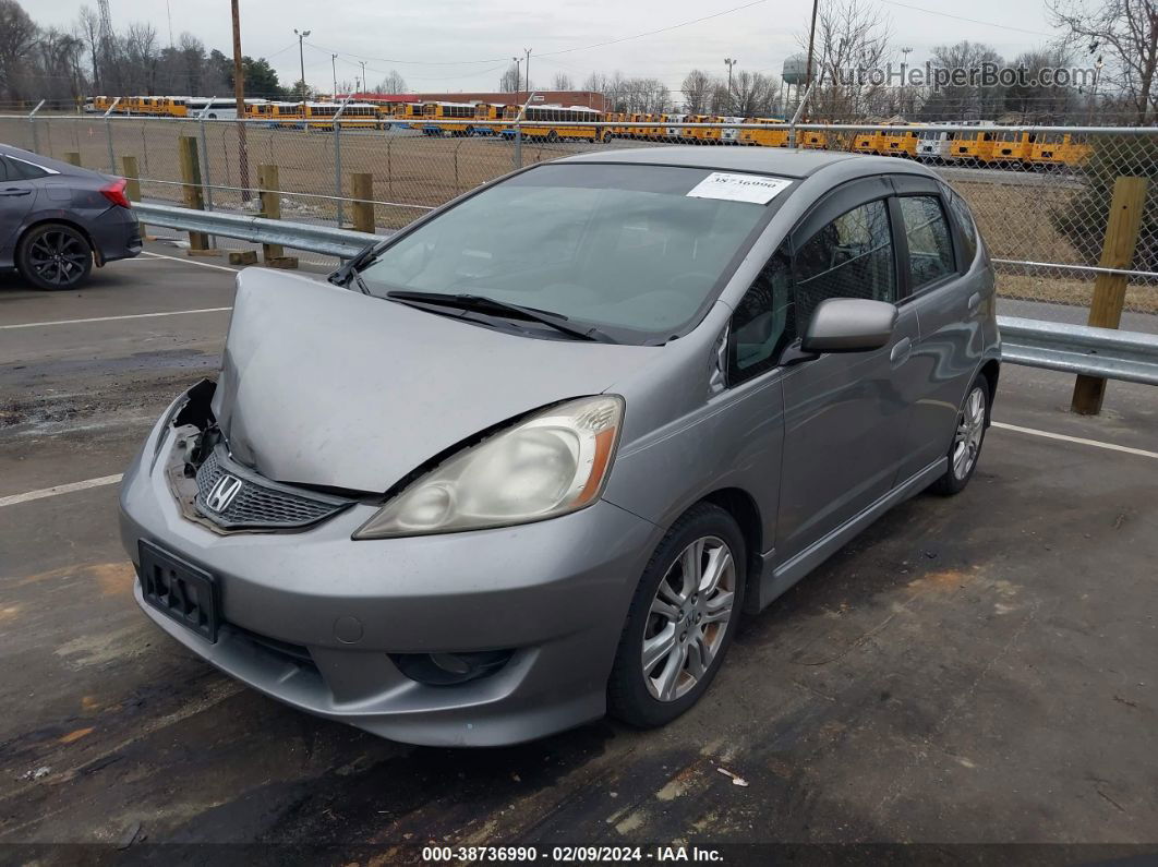 2009 Honda Fit Sport Silver vin: JHMGE88469S029489