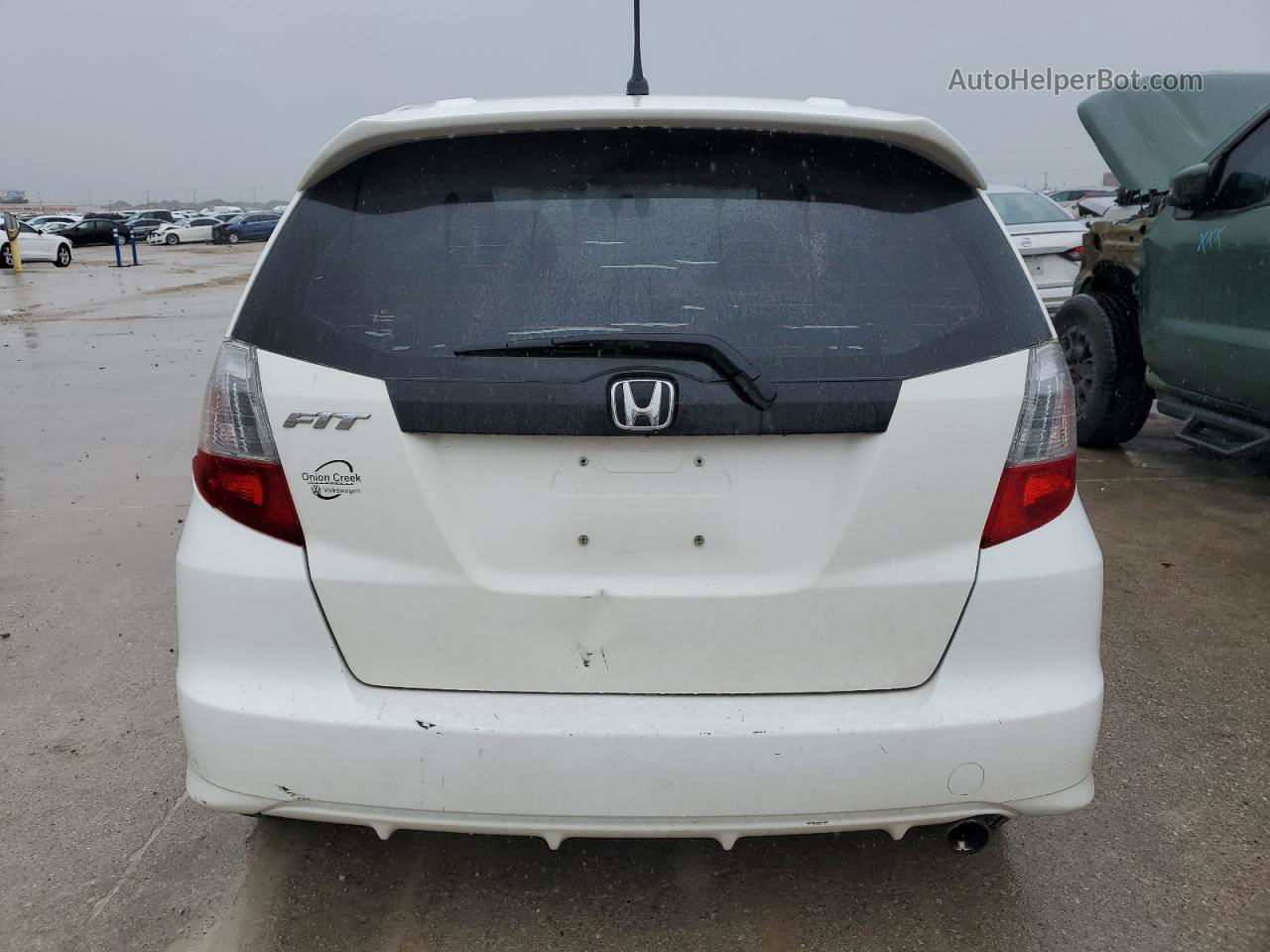 2009 Honda Fit Sport Белый vin: JHMGE88469S068227