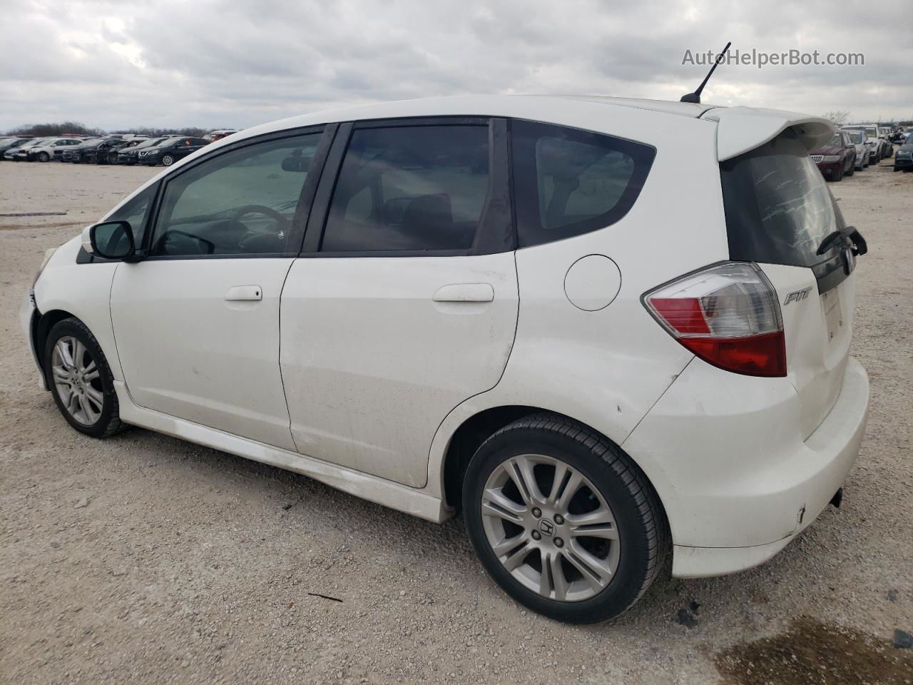 2009 Honda Fit Sport White vin: JHMGE88479S073856