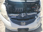 2009 Honda Fit Sport White vin: JHMGE88489S016985