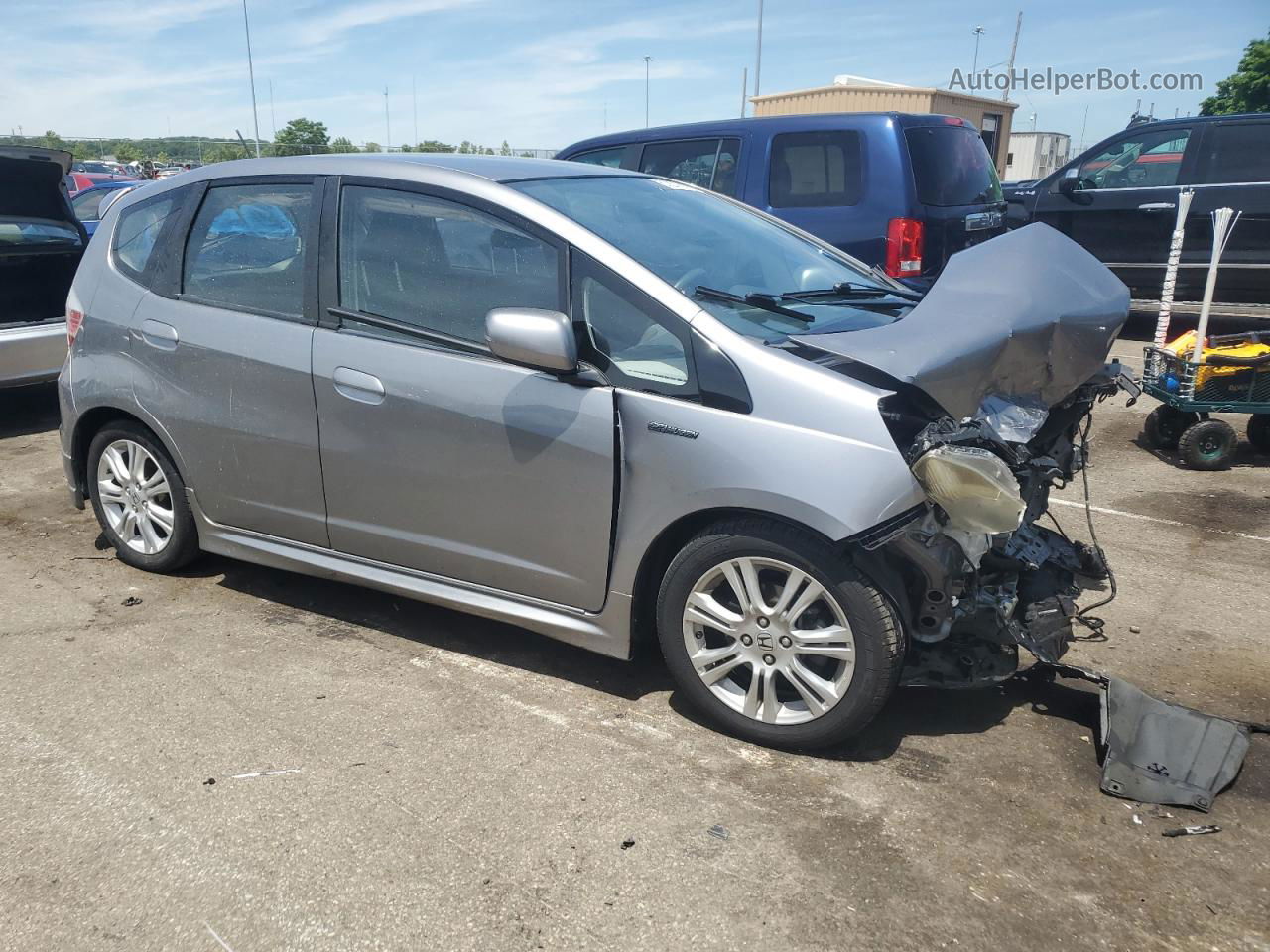 2009 Honda Fit Sport Silver vin: JHMGE88489S042812