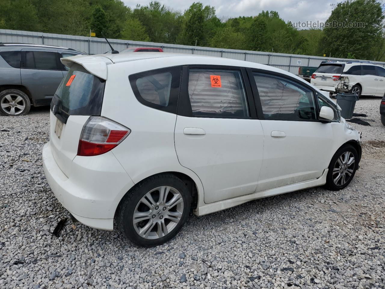 2009 Honda Fit Sport White vin: JHMGE88499S005431