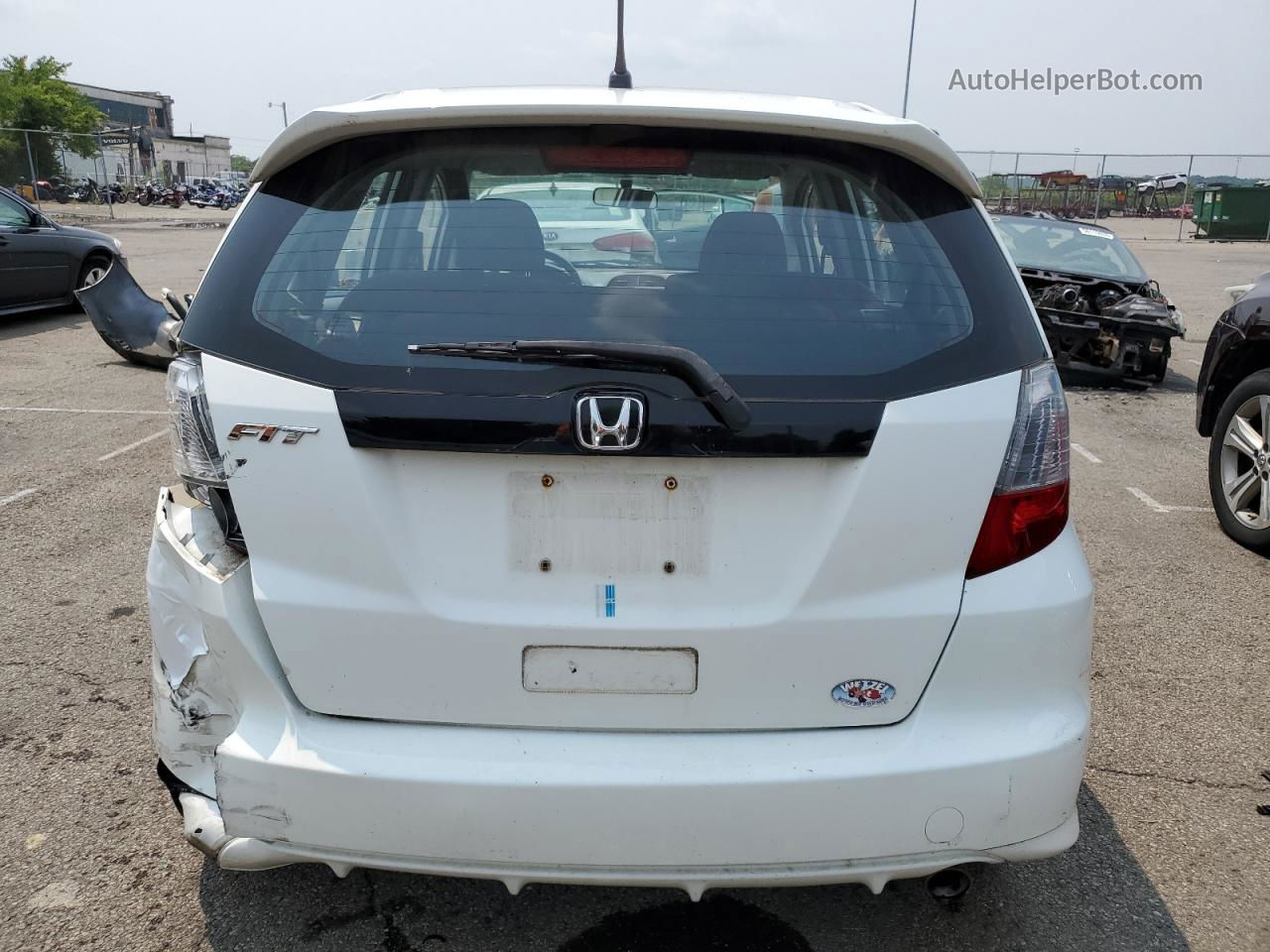 2009 Honda Fit Sport White vin: JHMGE88499S073003