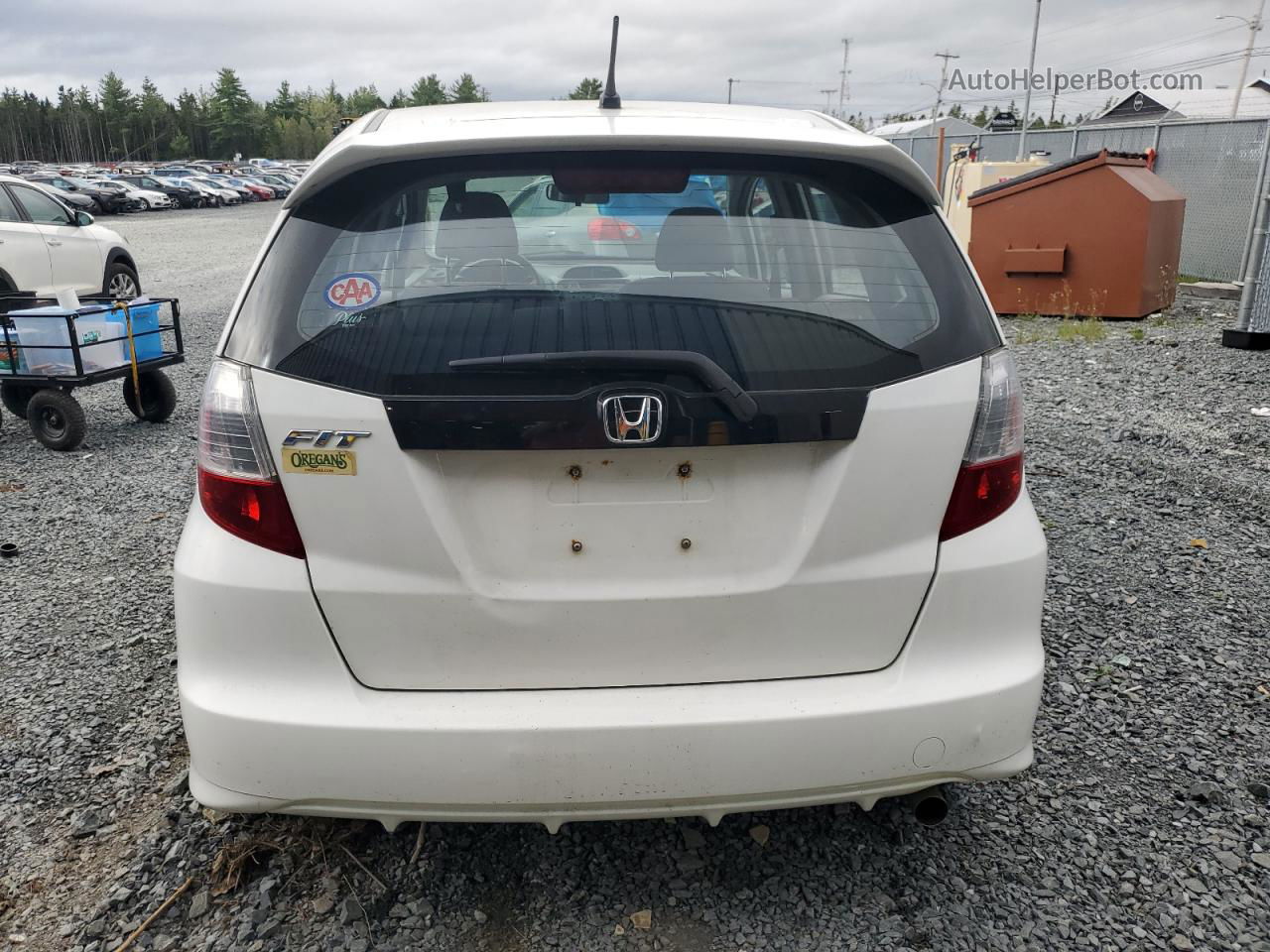 2009 Honda Fit Lx White vin: JHMGE88549S803747