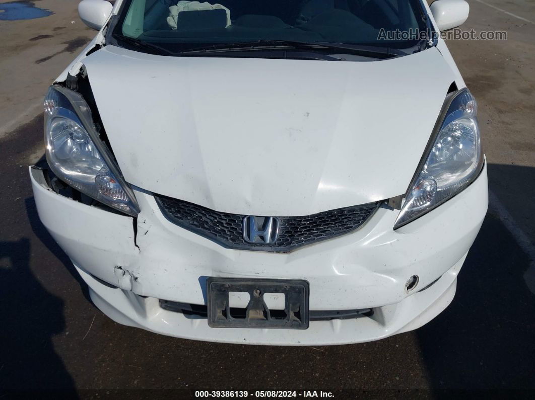 2009 Honda Fit Sport White vin: JHMGE88659S034782