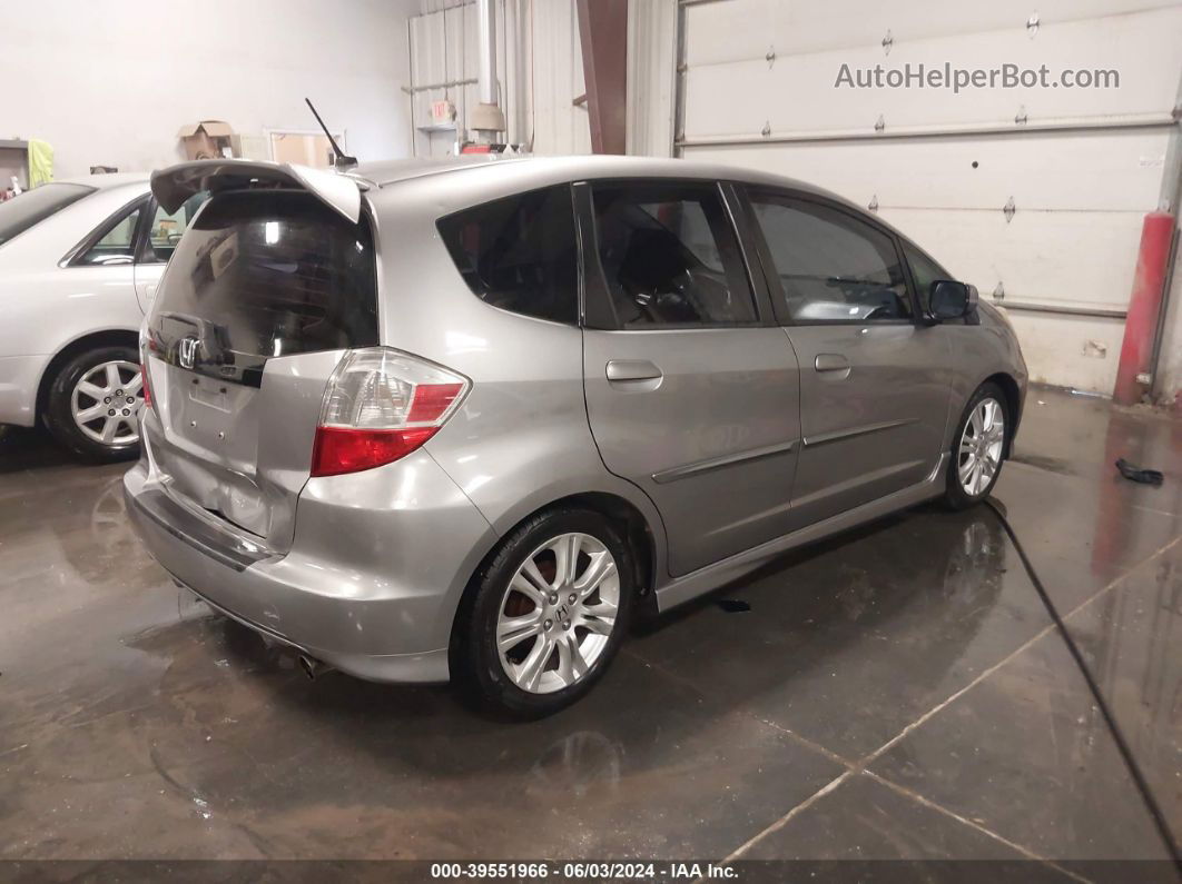 2009 Honda Fit Sport Silver vin: JHMGE88679S056900