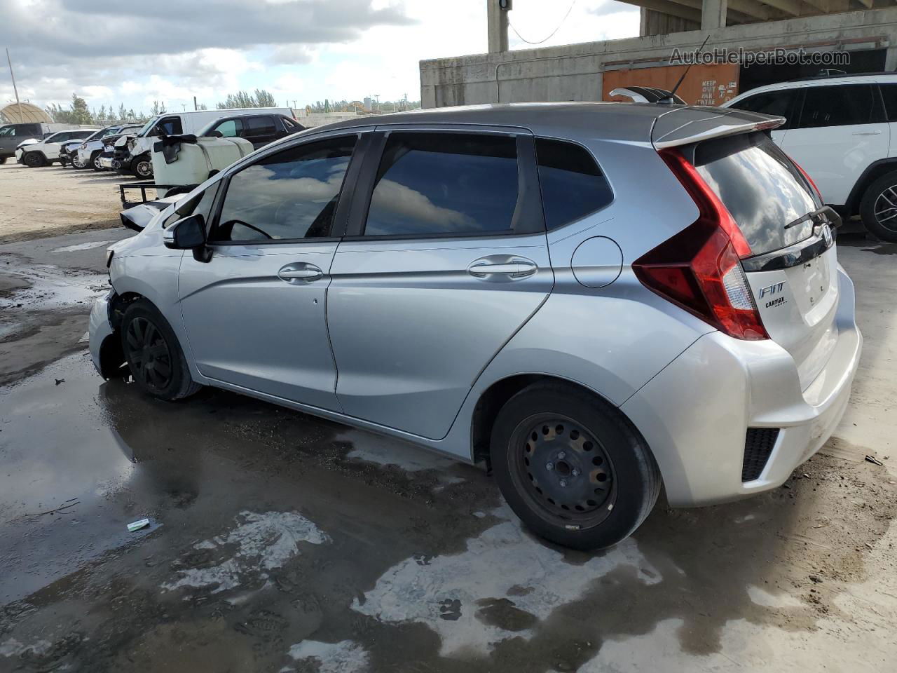 2016 Honda Fit Lx Silver vin: JHMGK5H58GS015669