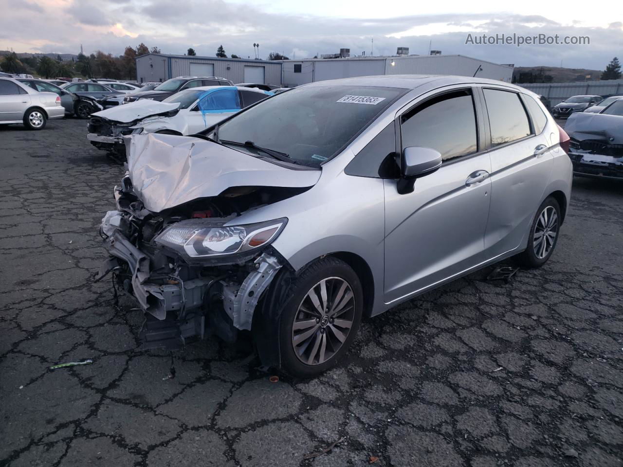 2016 Honda Fit Ex Silver vin: JHMGK5H79GX000201