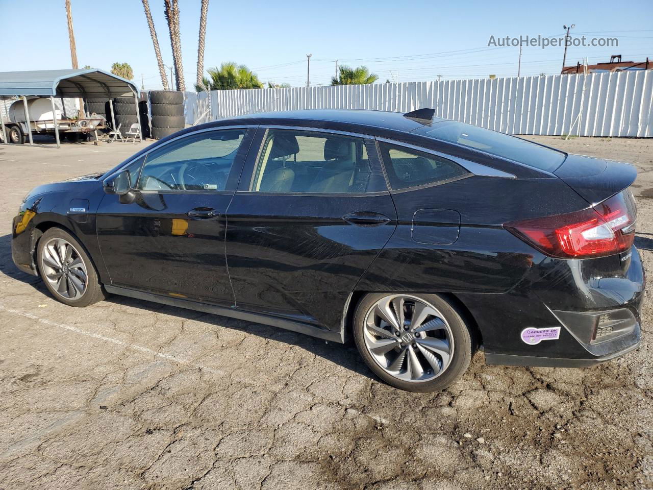 2018 Honda Clarity  Black vin: JHMZC5F10JC023692