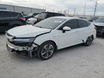 2018 Honda Clarity  Белый vin: JHMZC5F13JC005378