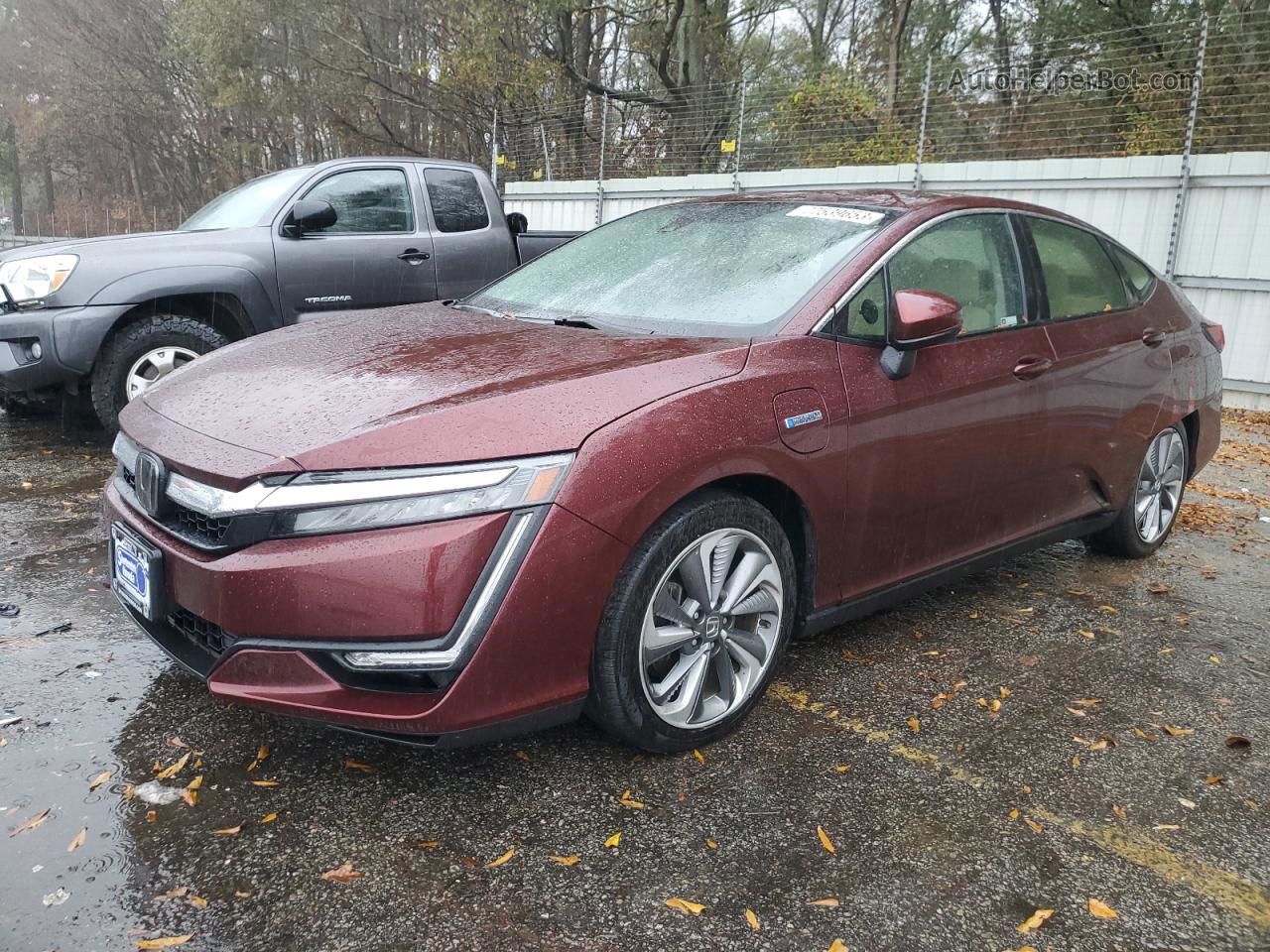 2018 Honda Clarity  Красный vin: JHMZC5F14JC013487