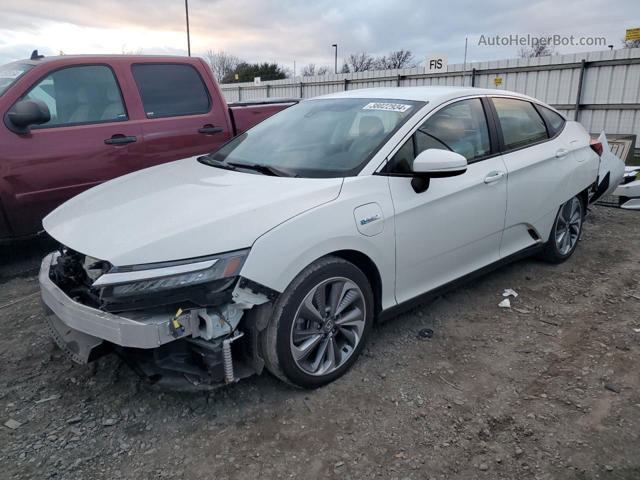 2018 Honda Clarity  White vin: JHMZC5F14JC020679