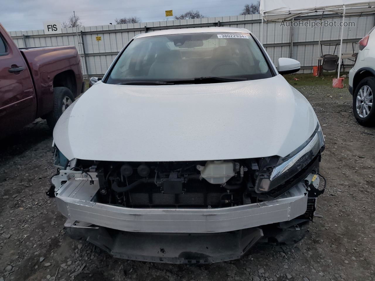 2018 Honda Clarity  White vin: JHMZC5F14JC020679