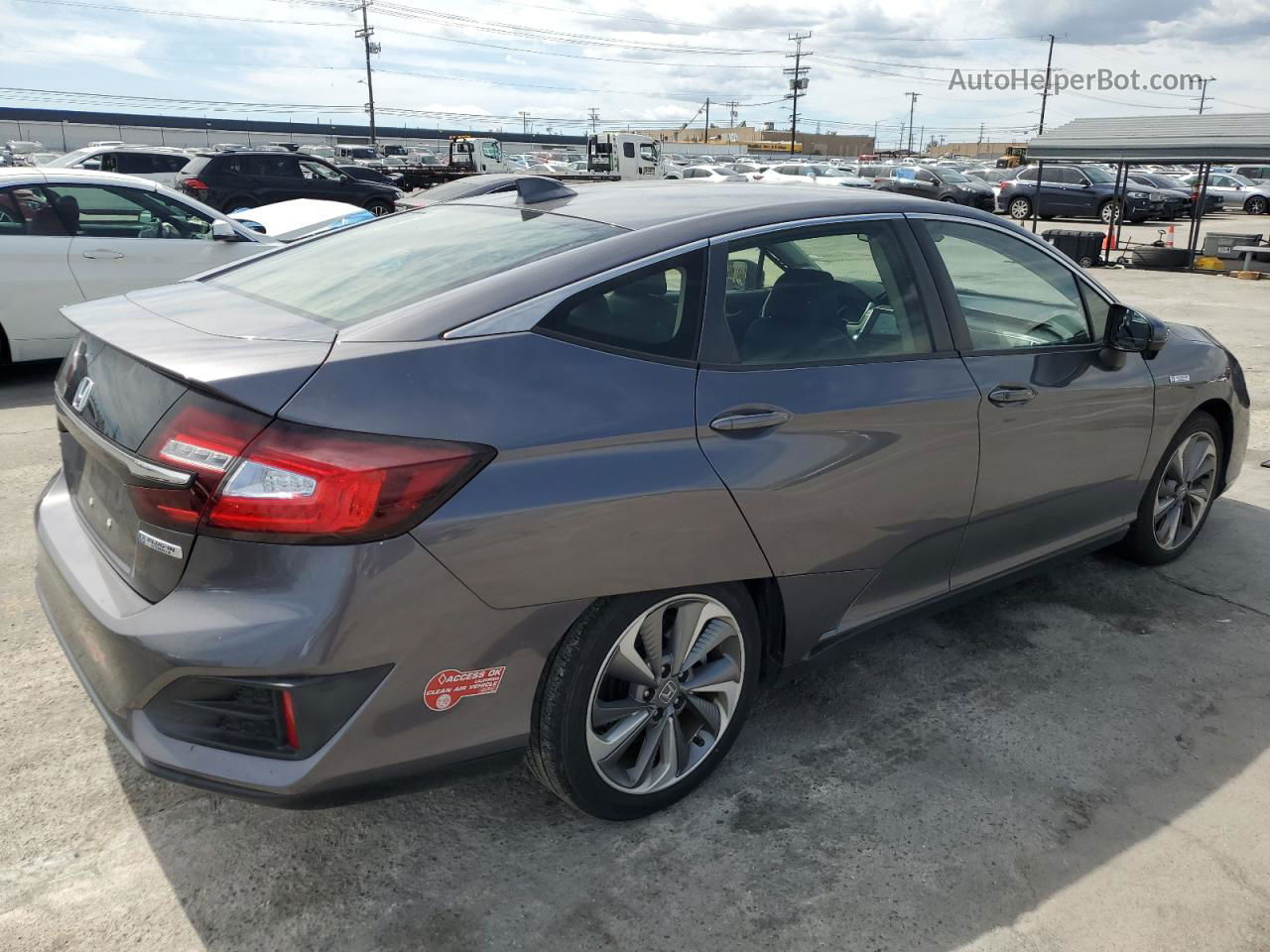 2018 Honda Clarity  Gray vin: JHMZC5F15JC018147