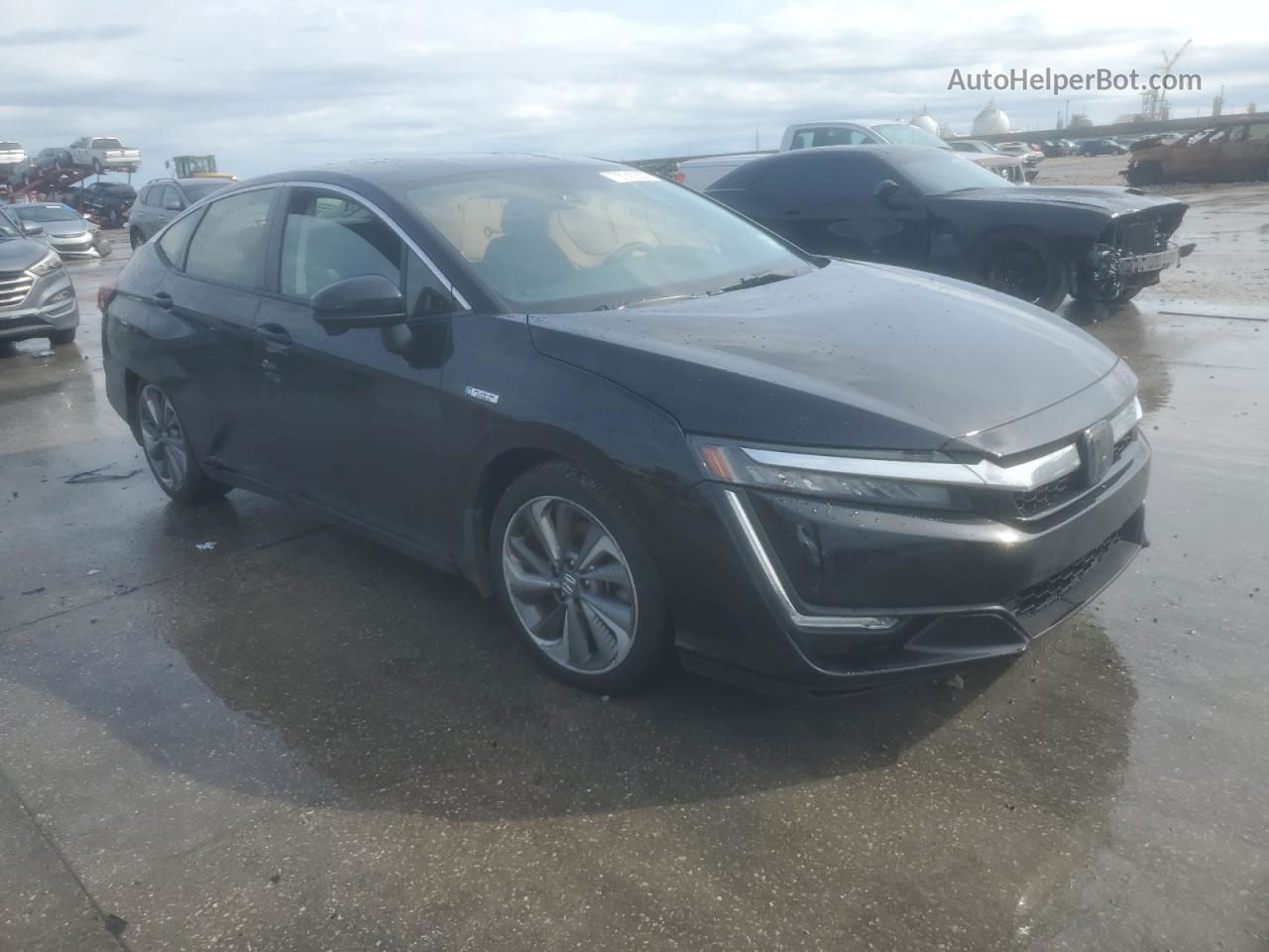 2018 Honda Clarity  Черный vin: JHMZC5F16JC016388