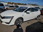 2018 Honda Clarity  White vin: JHMZC5F18JC013430