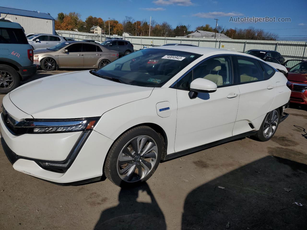 2018 Honda Clarity  Белый vin: JHMZC5F18JC013430