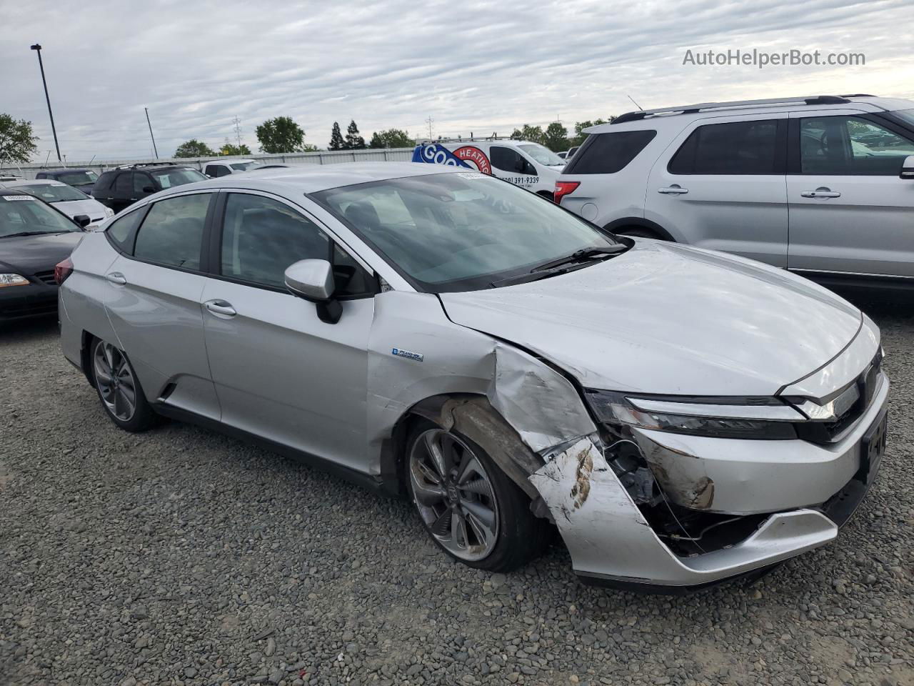 2018 Honda Clarity  Silver vin: JHMZC5F19JC022685