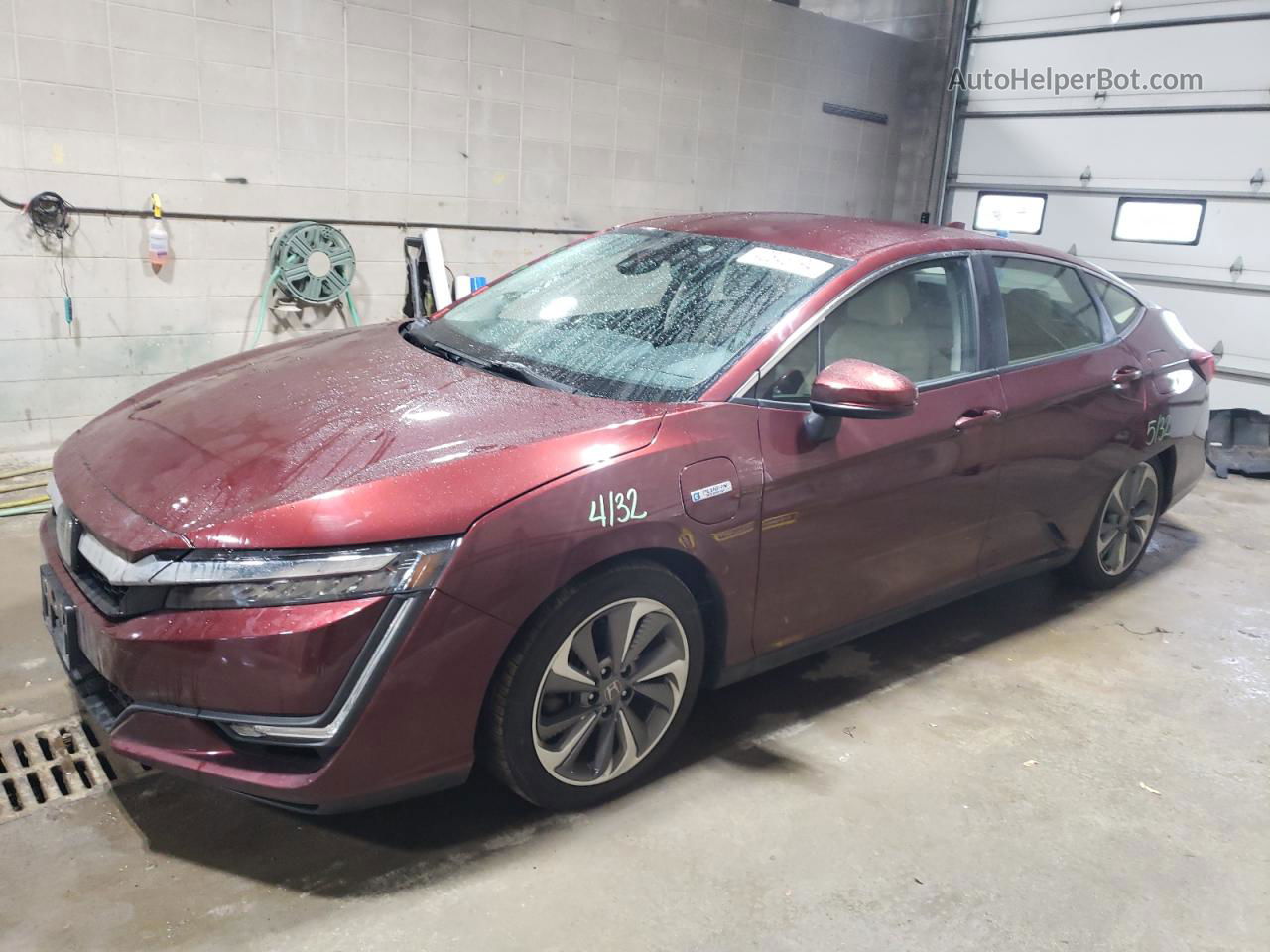 2018 Honda Clarity  Темно-бордовый vin: JHMZC5F1XJC006205