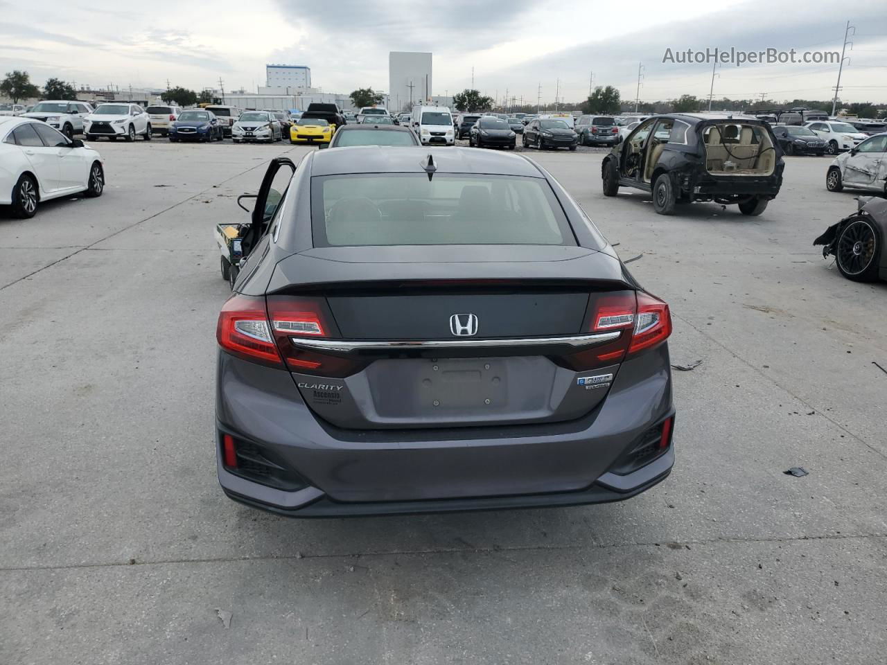 2018 Honda Clarity Touring Gray vin: JHMZC5F31JC016543