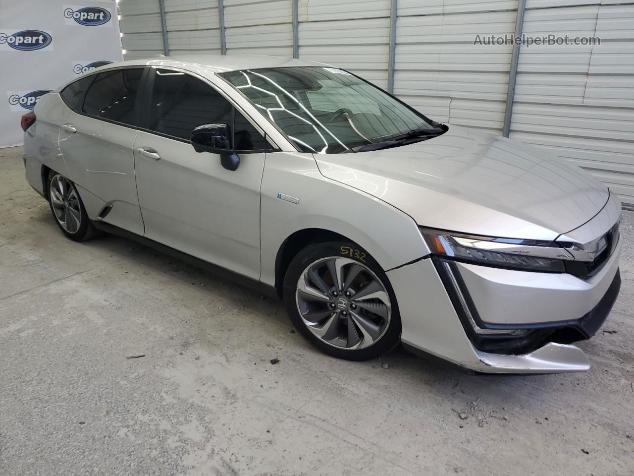 2018 Honda Clarity Touring Silver vin: JHMZC5F33JC003275