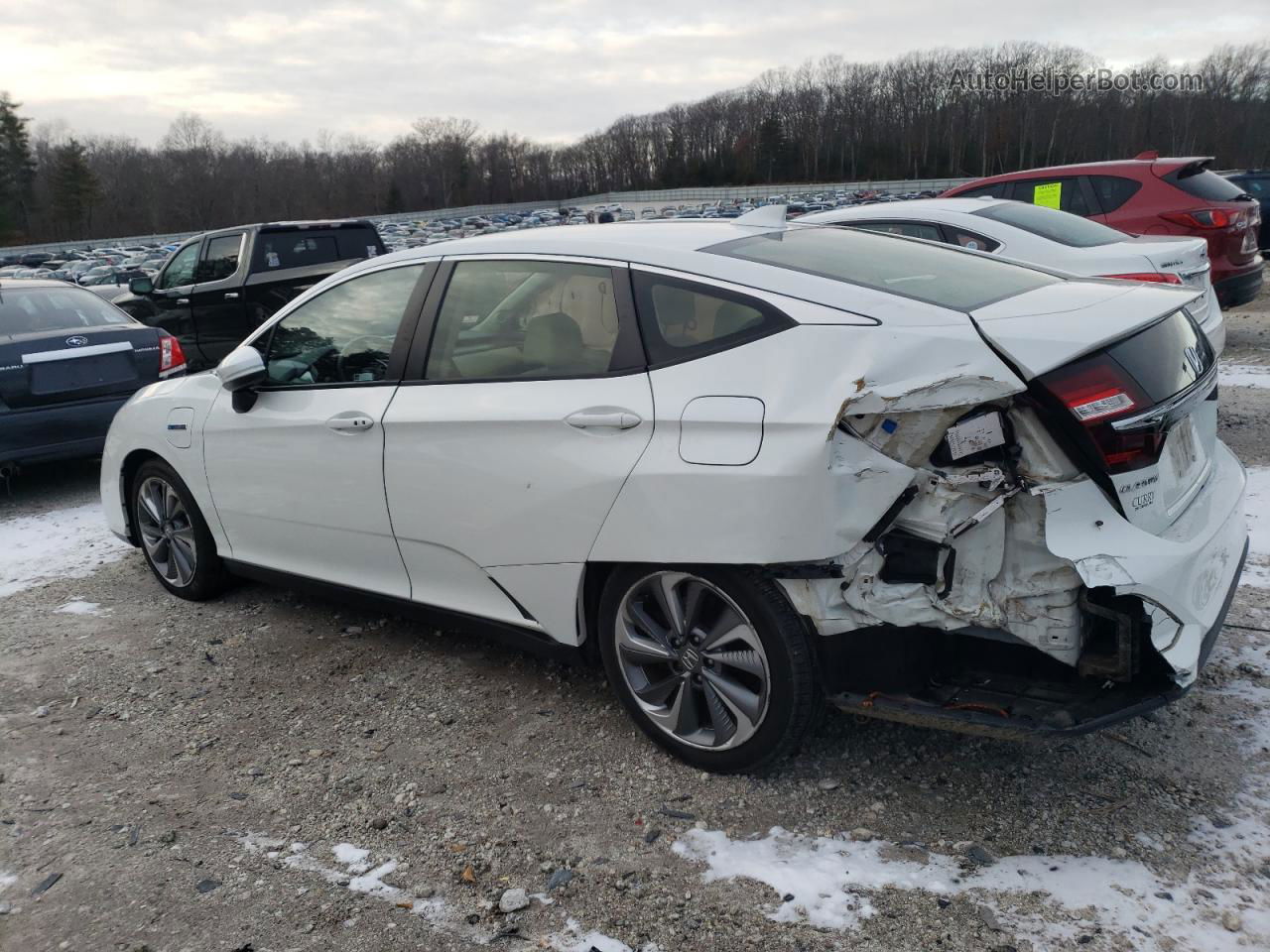 2018 Honda Clarity Touring White vin: JHMZC5F34JC007870