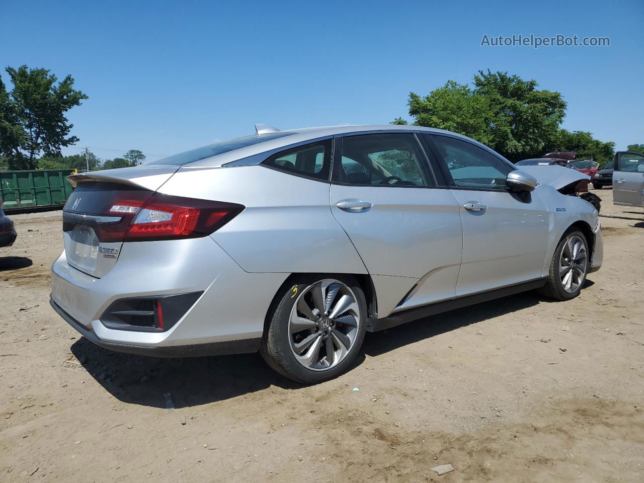 2018 Honda Clarity Touring Silver vin: JHMZC5F34JC017539